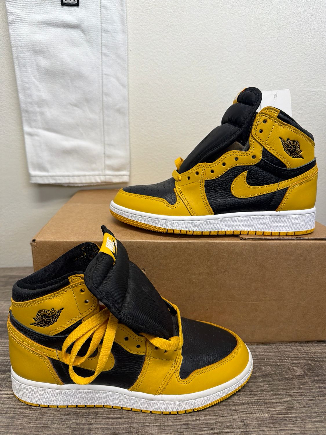 Jordan 1 Yellow/Black Mid No Box New Sz 5Y