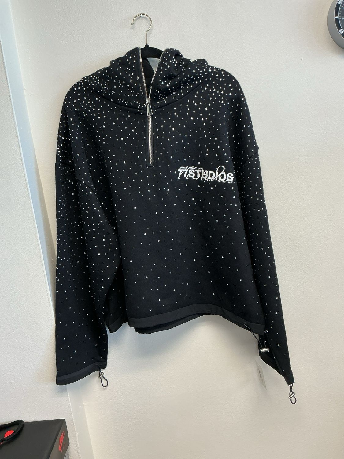 77 Studios Hoodie Black/Jewels Sz L