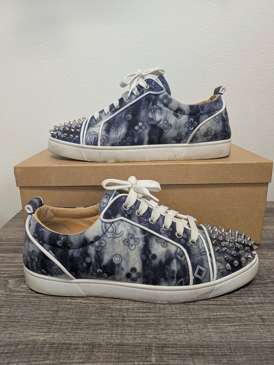 Louboutin Spike Low Blue Tie-Dye w/ Box Sz 9.5