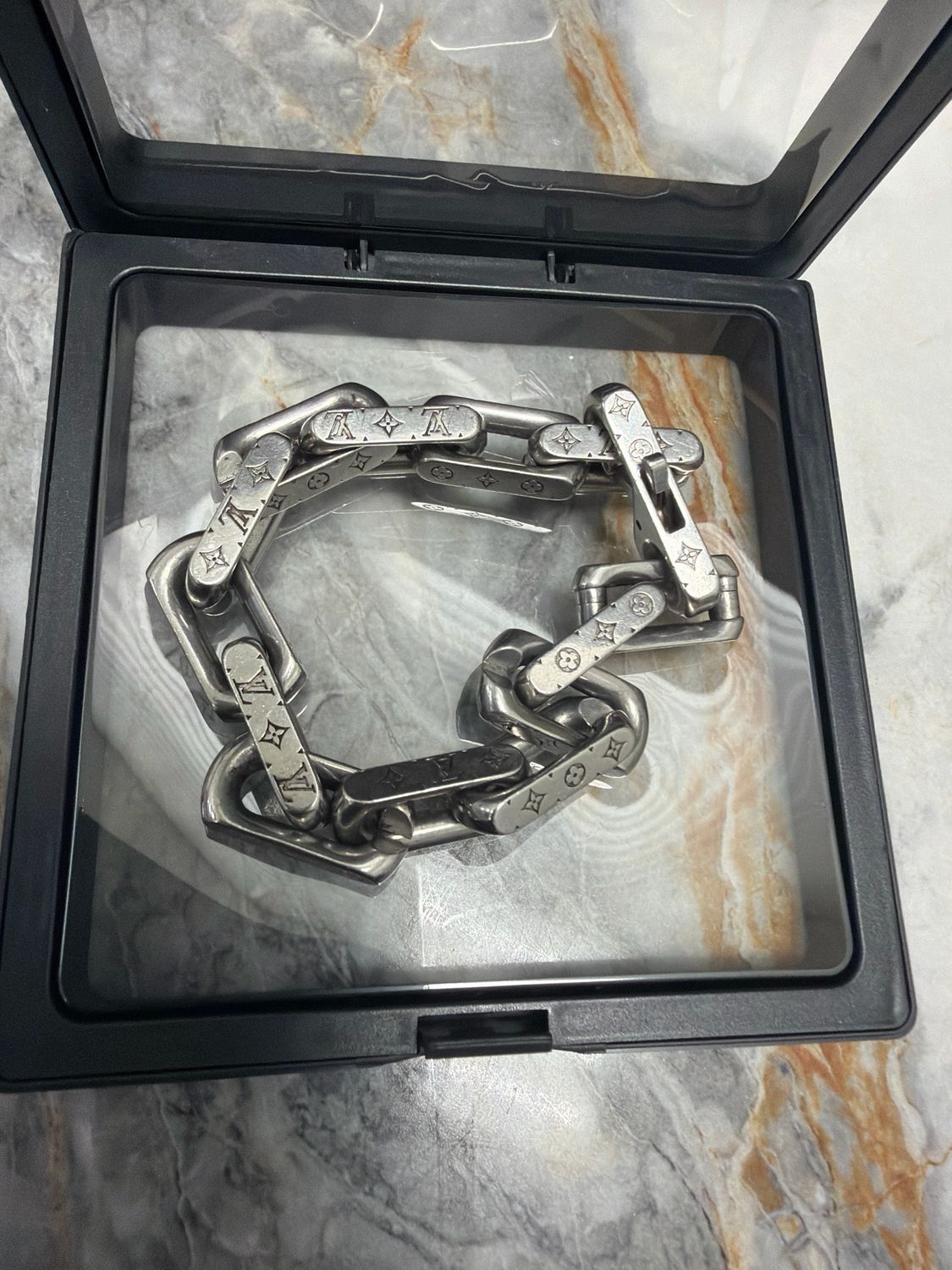Louis Vuitton Chain Silver Bracelet (2)