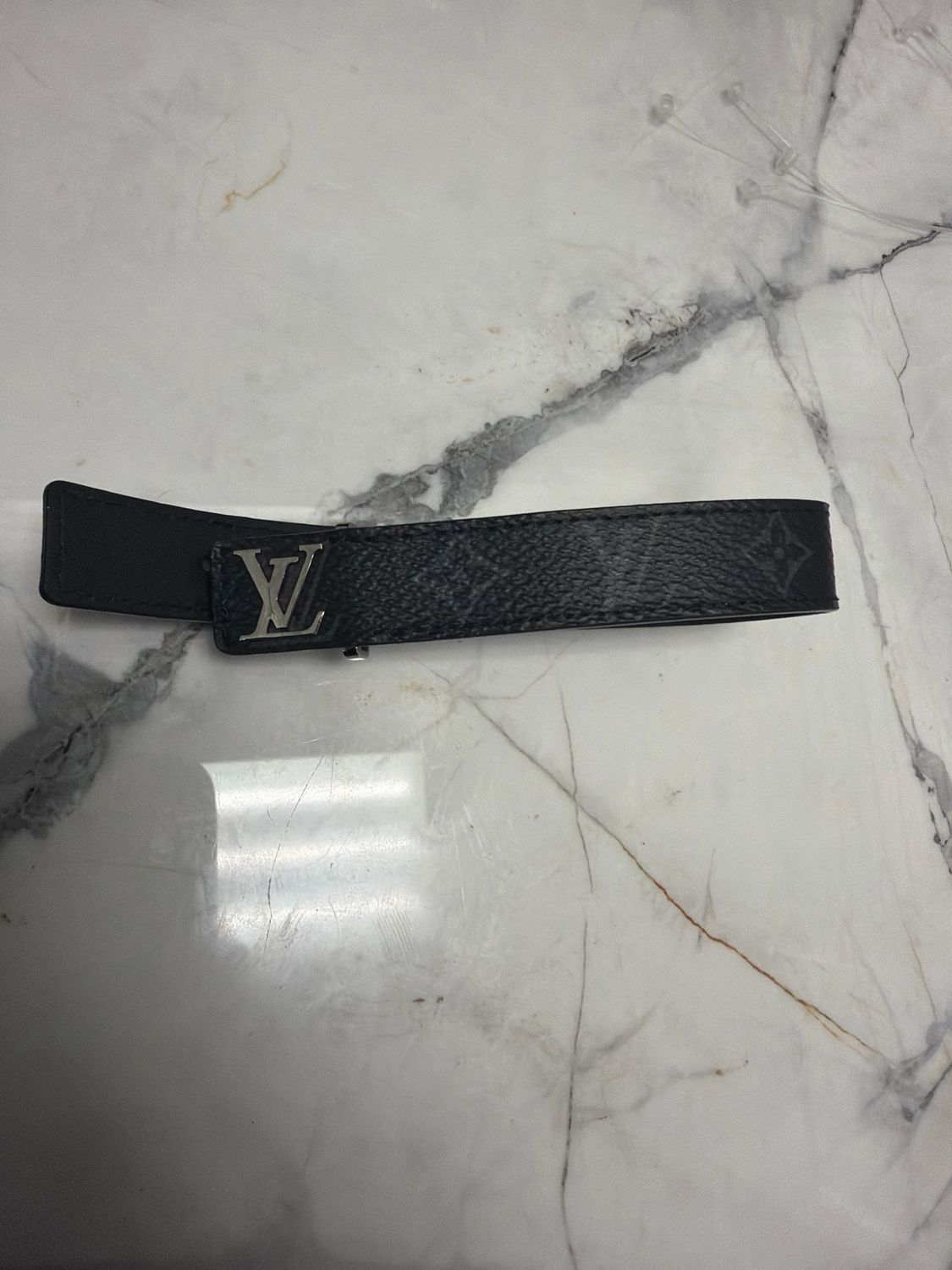 Louis Vuitton Thin Black Leather Bracelet Sz 21