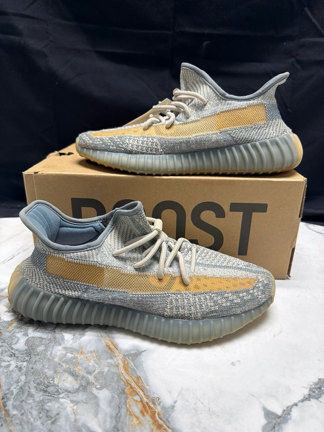 Yeezy 350 Citrin w/ Box Sz 8.5