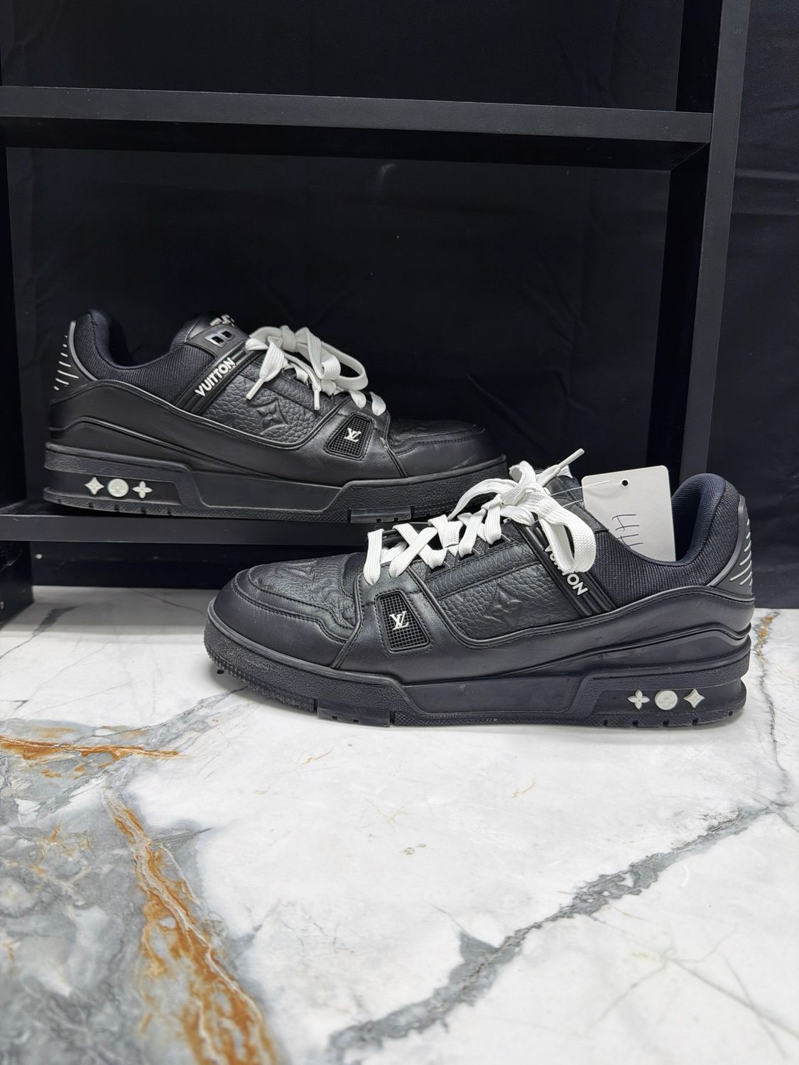 LV Trainers Black/White Sz 10