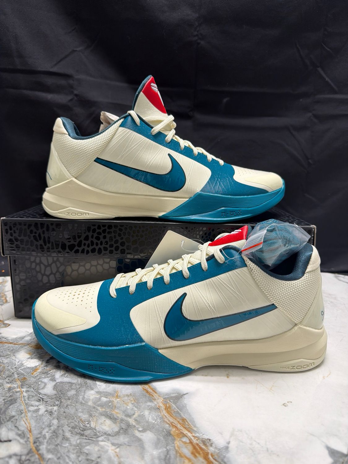 Nike Kobe 5 Proto CC Coconut Milk Sz 11