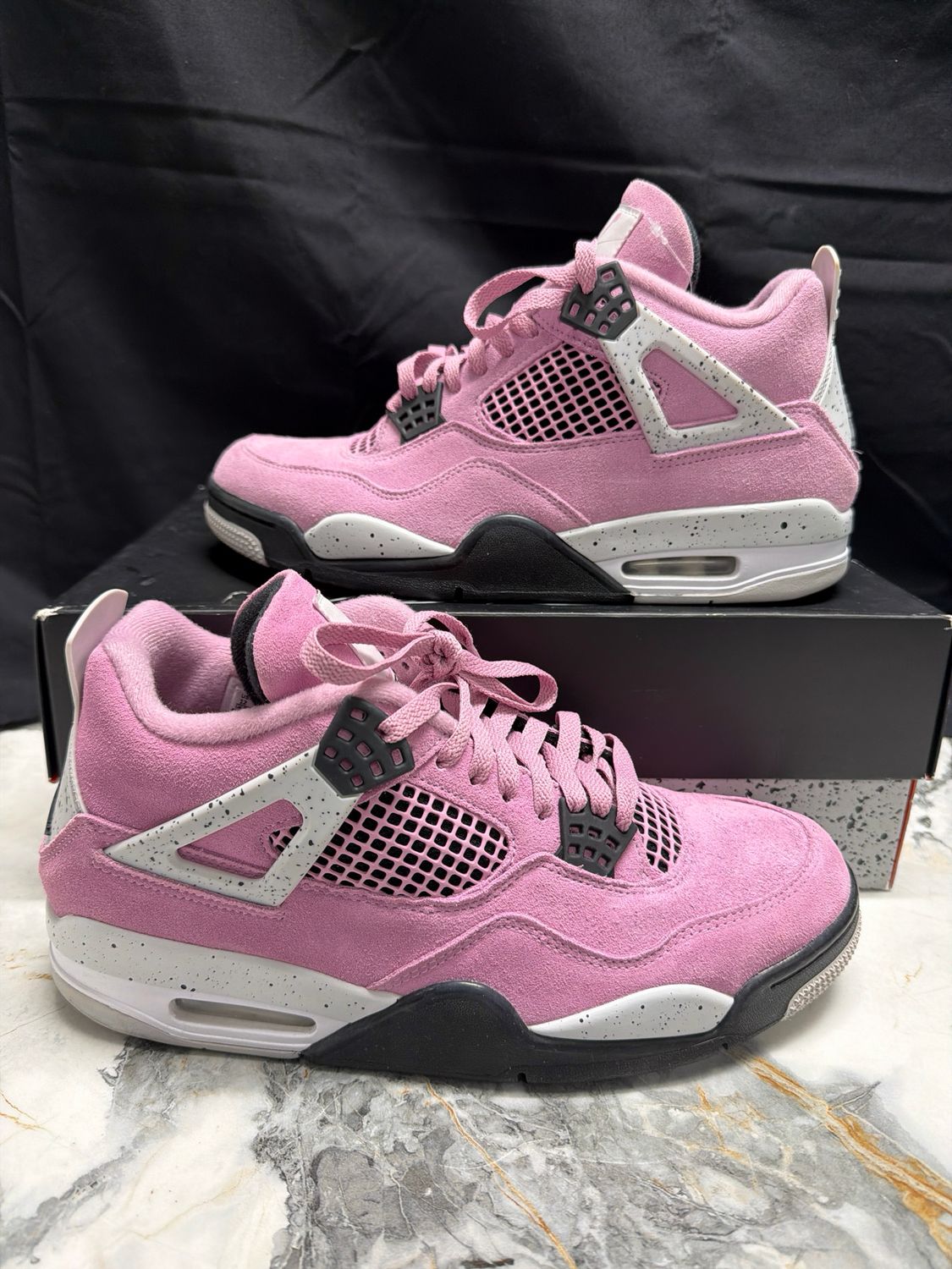 Jordan 4 Orchid w/ Box Sz 12