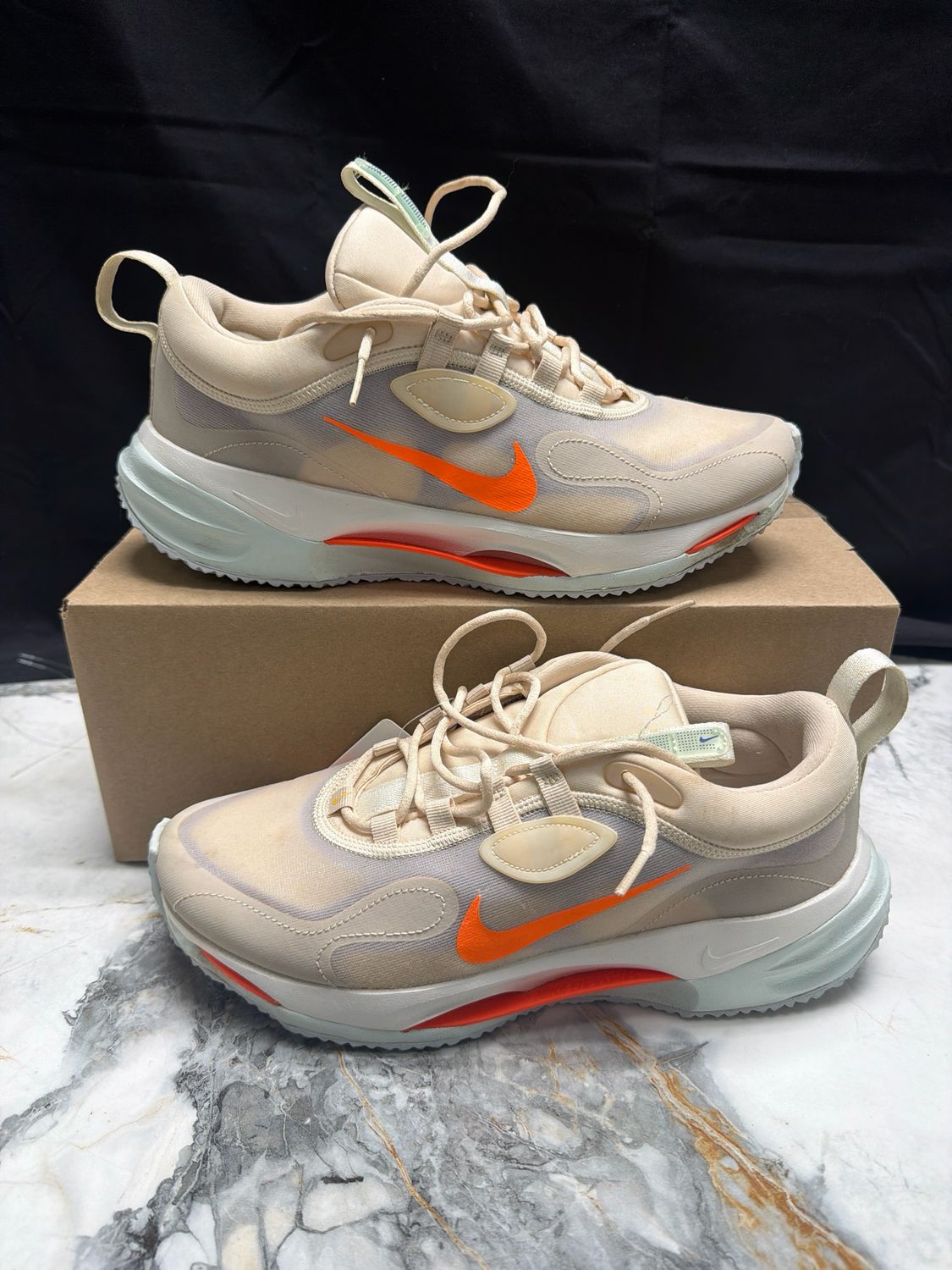 Nike Spark Orange/Tan Sz 10