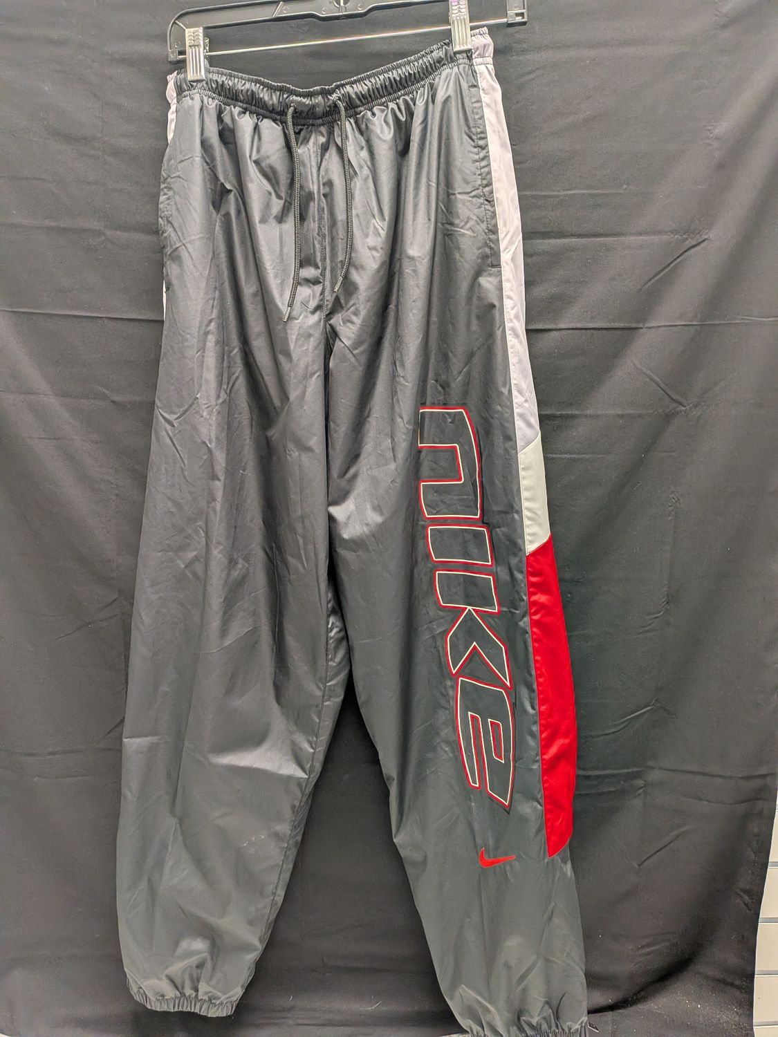 Nike Windrunner Pants Black/Red Sz M