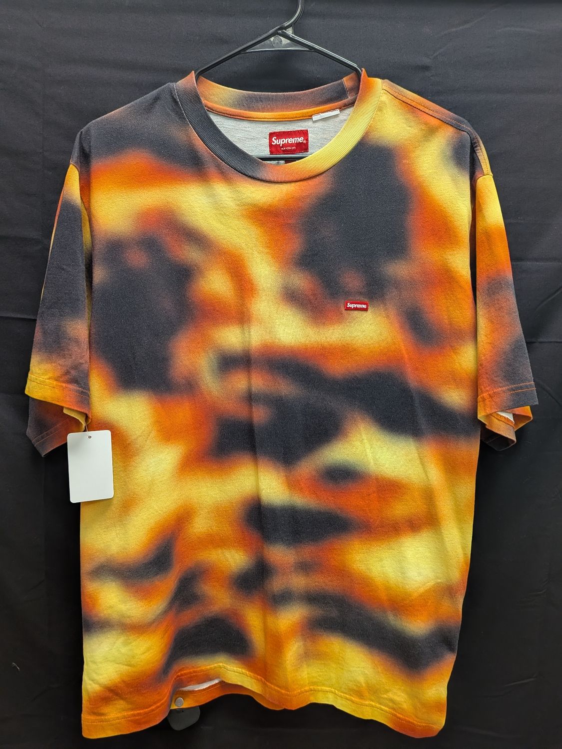 Supreme Flame Small Box Tee Sz M