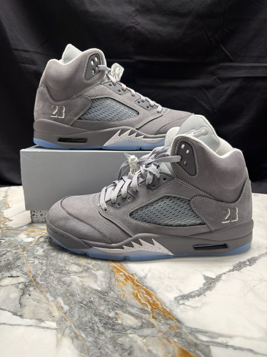 Jordan Retro 5 Wolf Grey DS w/ Box Sz 12