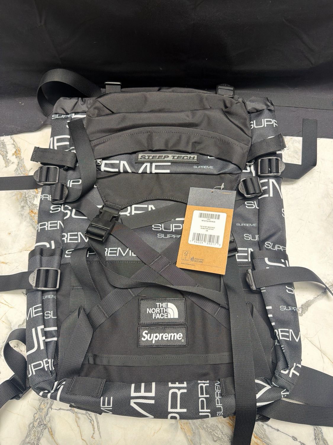 Supreme x North Face Backpack Black/White