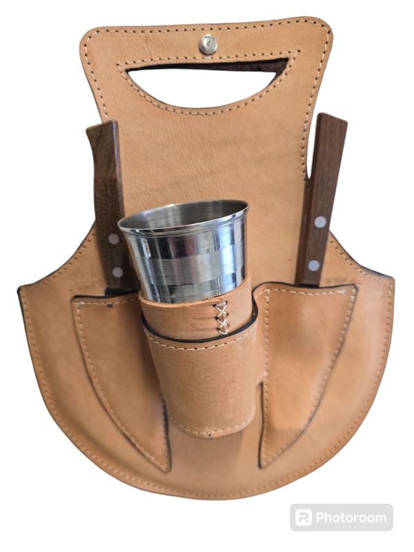 LEATHER CASE WITH ENTIRE PLACE SETTING - CAMPING DISH SET