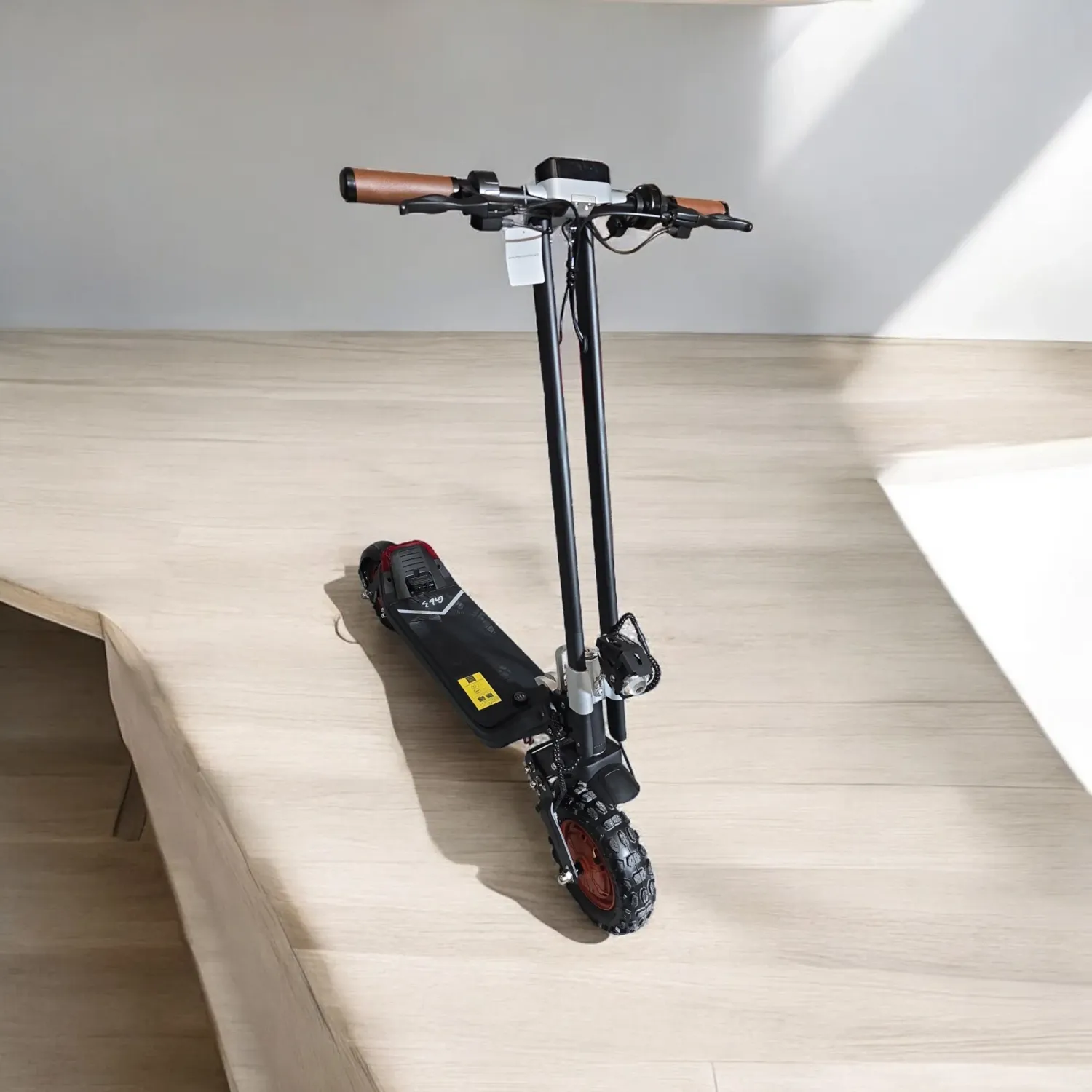 ELECTRIC SCOOTER MAX