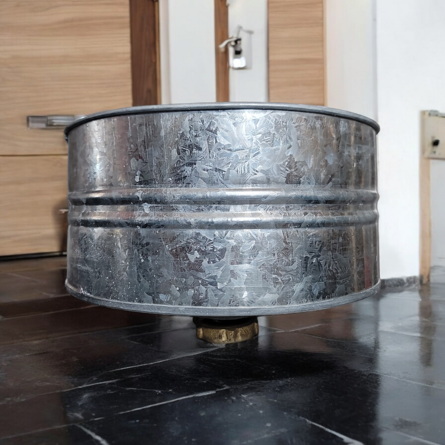 Metal Shower