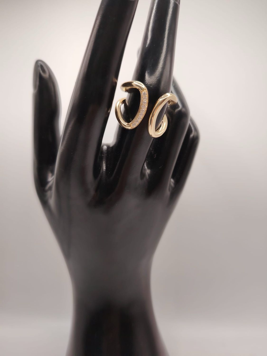 Anillo precioso