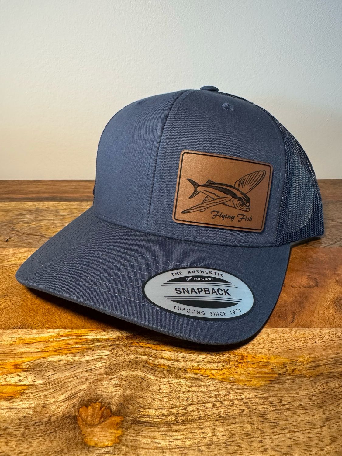 Yupoong 6606 Navy/navy