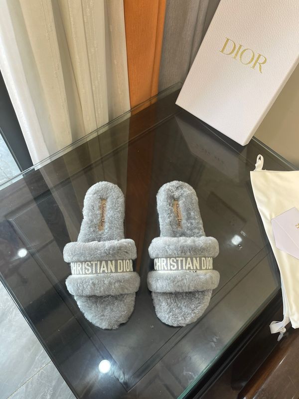 Slippers