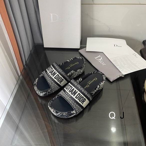 Slippers