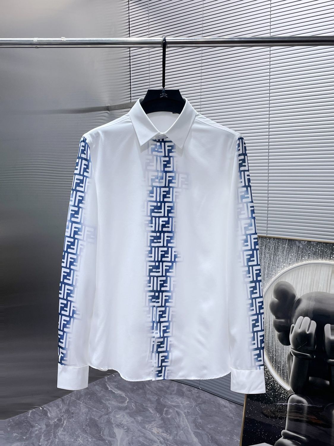 Long Sleeves Shirt