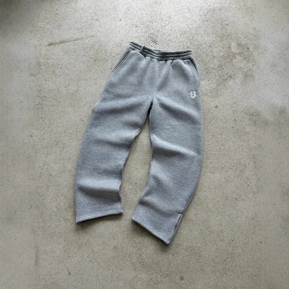 BAGGY ADJUSTABLE JOGGERS