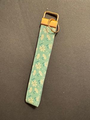 Green and White Floral Key Fob