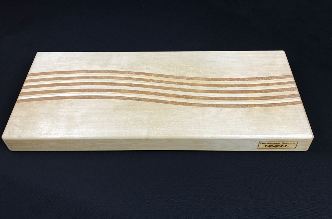 Upea tarjoilualusta / leikkuulauta 47 x 20cm