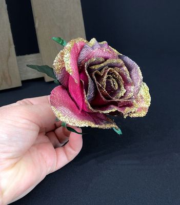 Upea ruusu + glitter tekokukkapää, viininpunainen/kulta