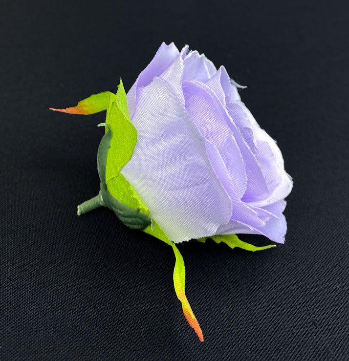 Violetti tekoruusu kukkapää