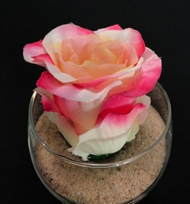 Ruusu tekokukkapää, kerma/pinkki