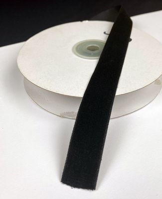 Samettinauha musta 20mm/5m