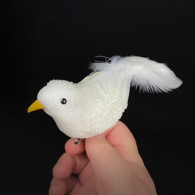 Koristelintu klipsillä, kerma/valkoinen
