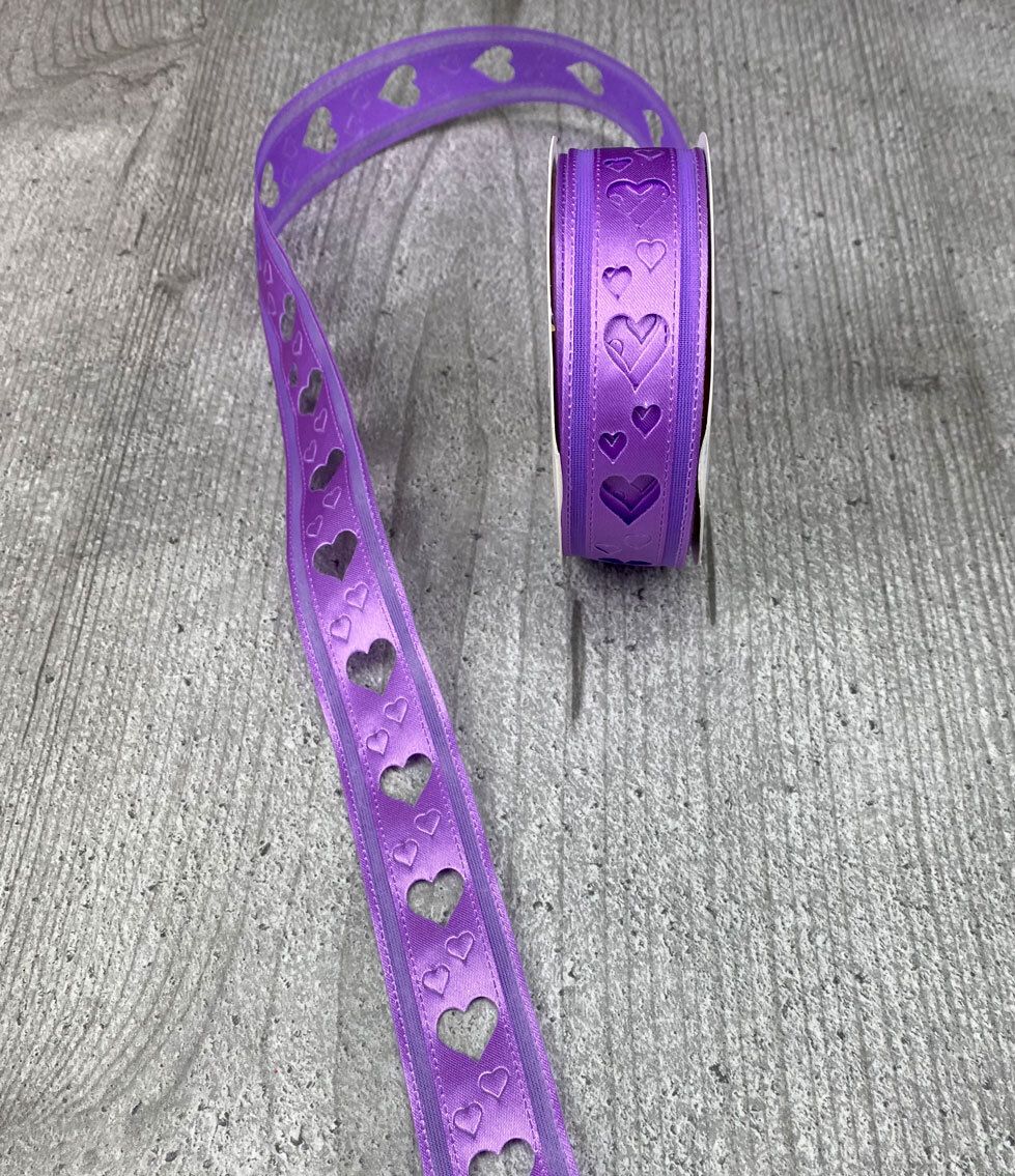 Koristenauha sydänkuvio violetti 2,7m