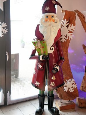 Joulupukki hahmo 195cm, metallia
