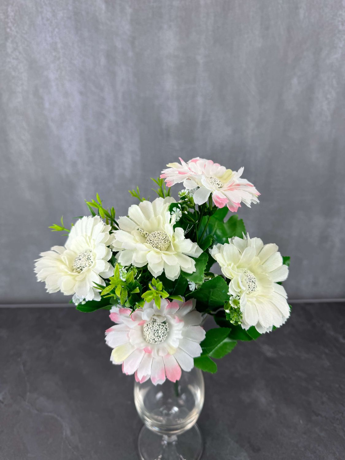 Gerbera tekokukkakimppu