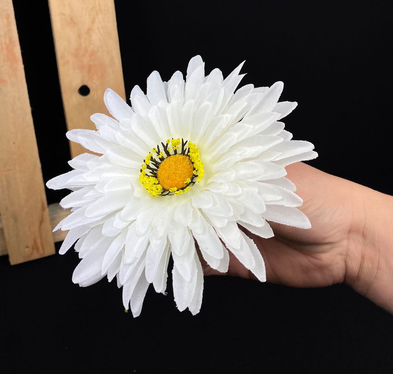 Valkoinen tekogerbera