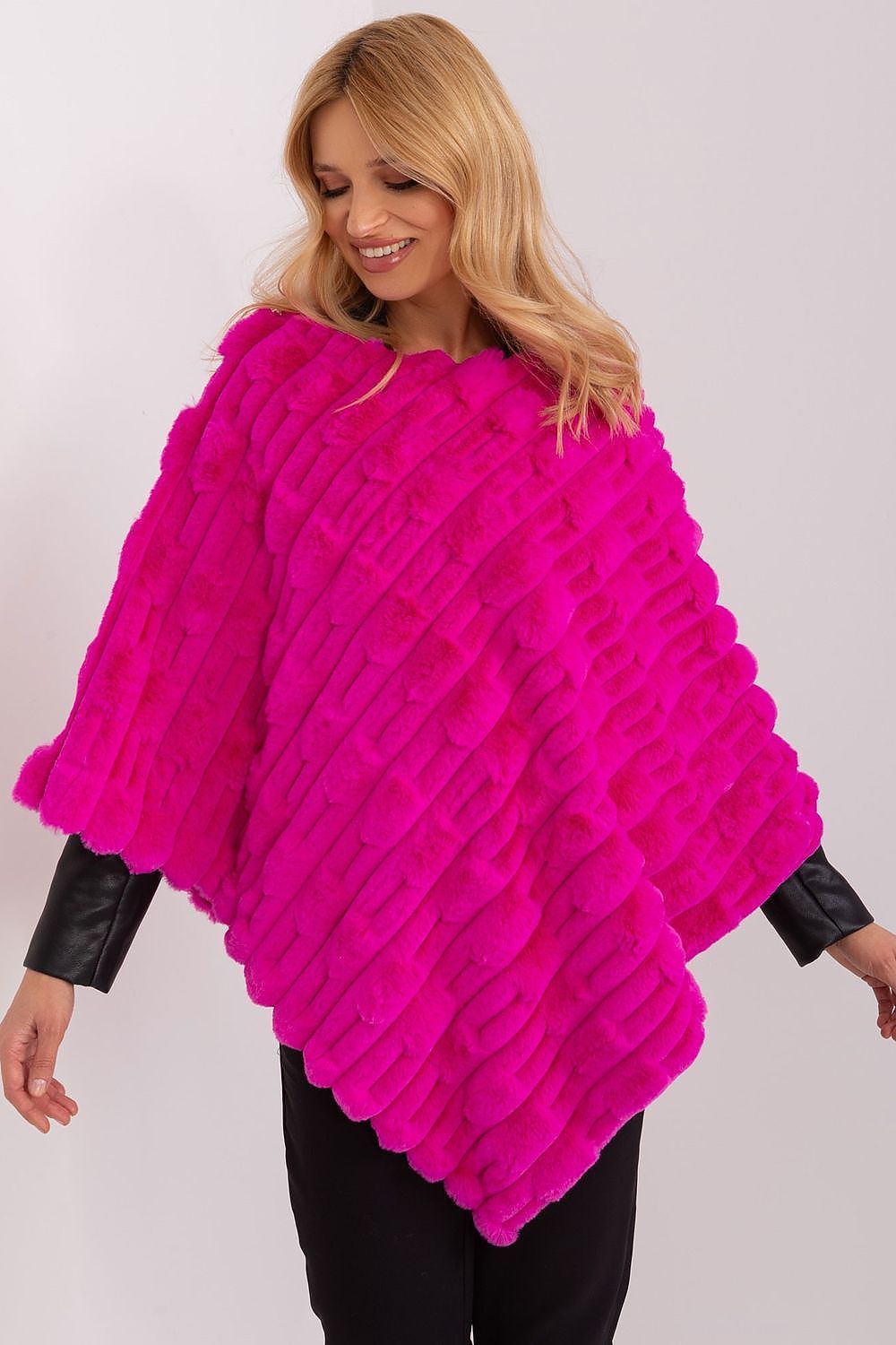 Poncho, fuksian pinkki