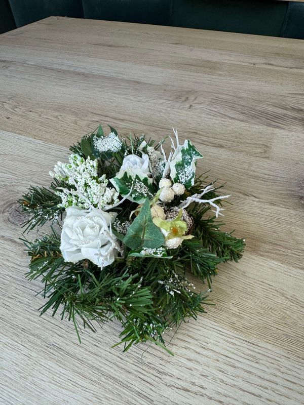 Kynttilämansetti / pöytäkoriste, valkoinen/vihreä