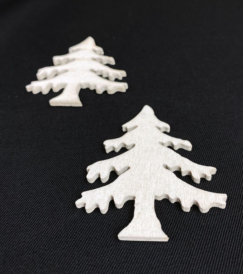 Valkoinen vanerikuusi 6cm askarteluun - 2kpl