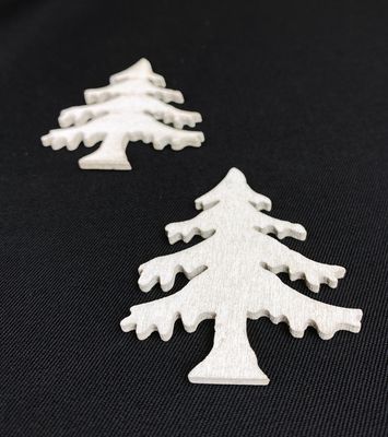 Valkoinen vanerikuusi 6cm askarteluun - 2kpl Valkoinen vanerikuusi 6cm askarteluun - 2kpl