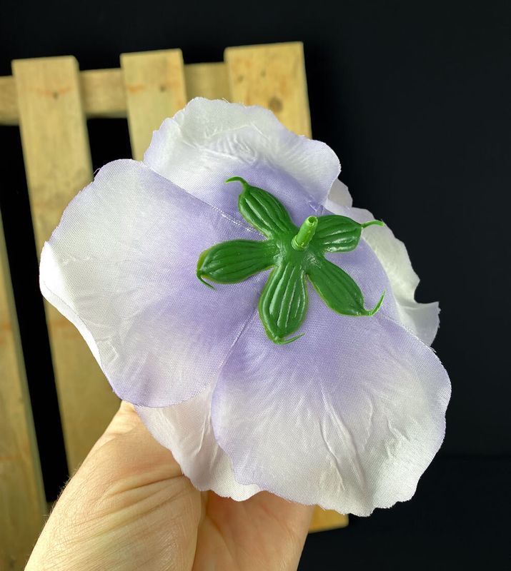 Pensasruusu tekokukkapää, vaalean violetti