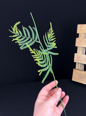 Kukkavarsi keinotekoinen, saniaisen lehdet