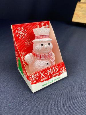 Ihana lumiukkokynttilä