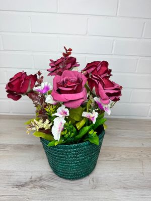 Ruusu tekokukka-asetelma, viininpunainen