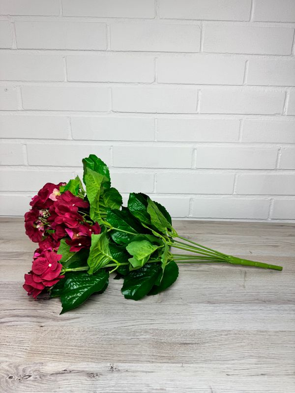 Hortensia tekokukkakimppu, viininpunainen