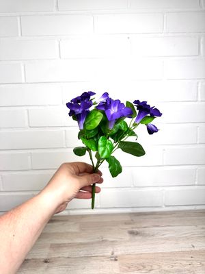 Päivänsini tekokukkakimppu violetti