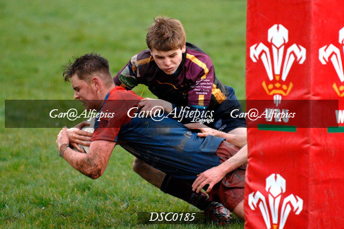 Ysgol y Preseli v Coleg Sir Gar