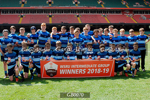 Ysgol Glantaf v  Ysgol y Gwyr