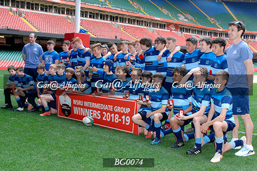 Ysgol Glantaf v  Ysgol y Gwyr