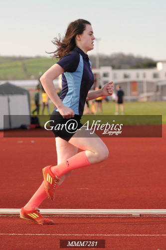 Carmarthen Harriers Inter School&#39;s Relay/800m Event