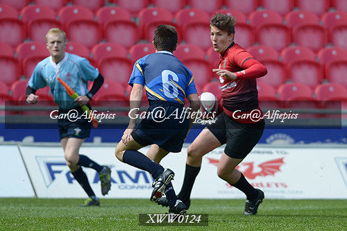 Ysgolion Merthyr v Ysgolion De Powys