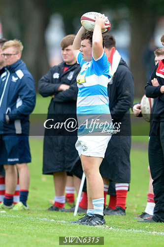 Coleg Sir Gar v Sir Benfro
